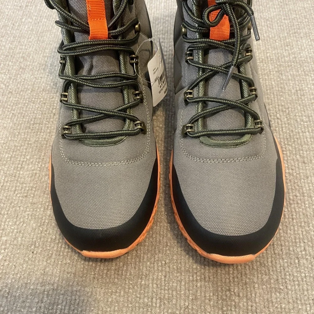 St. John's Bay Snow‎ Boots Mens Size 9.5 Gray Synthetic Lace Up Ankle Winter New